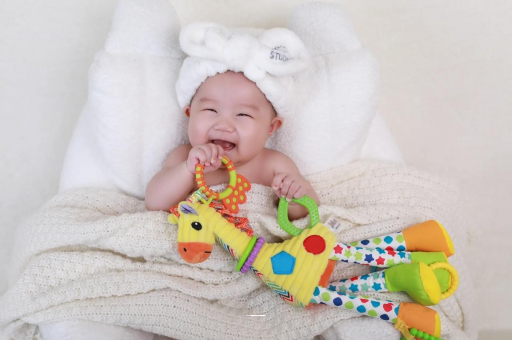 赤壁宝宝先拉肚子后发烧 赤壁宝宝先拉肚子后发烧